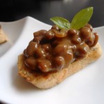 Vegan Baked Bean Crostini (the perfect use for July 4 leftovers!)