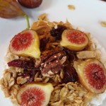 Vegan Peanut Butter, Granola, & Fresh Fig Ricecake–So Quick and Easy!